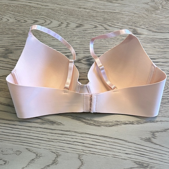 Vince Camuto Blush Bra - Picture 2 of 3
